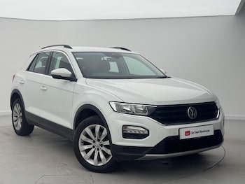 Used Volkswagen T-Roc 2018 for sale - 77841070: Photo