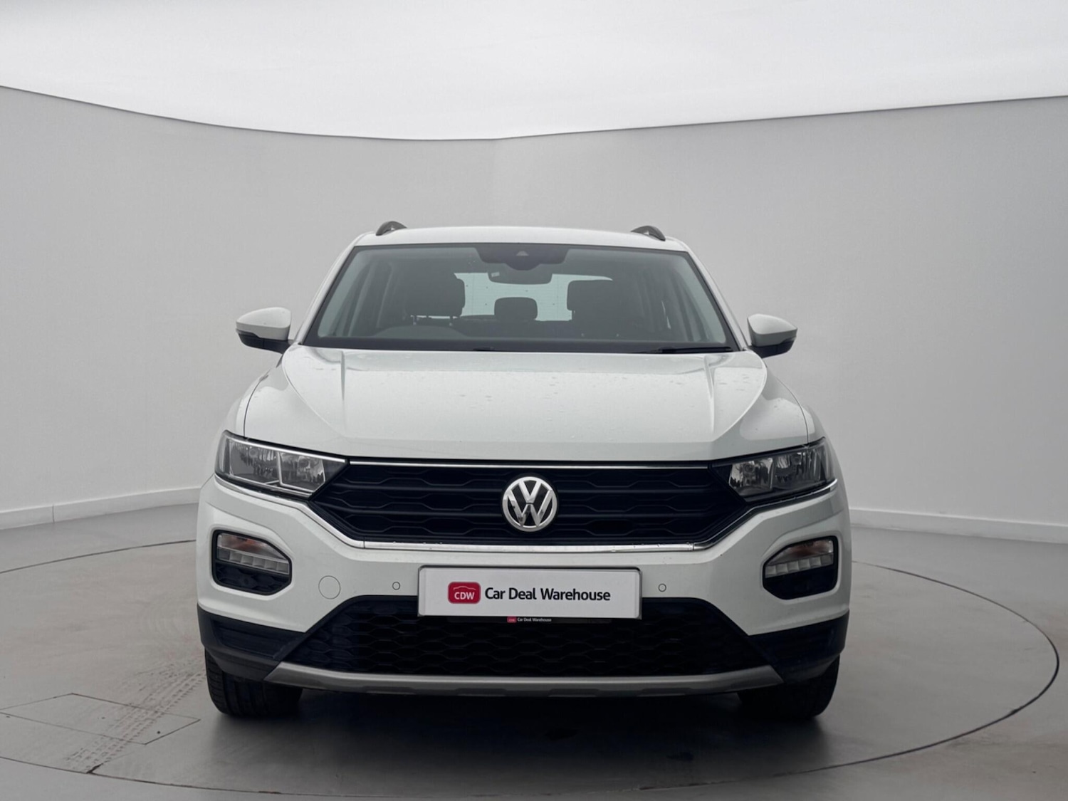 Used Volkswagen T-Roc 2018 for sale - 77841070: Photo 2