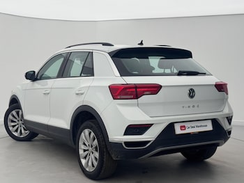 Used Volkswagen T-Roc 2018 for sale - 77841070: Photo