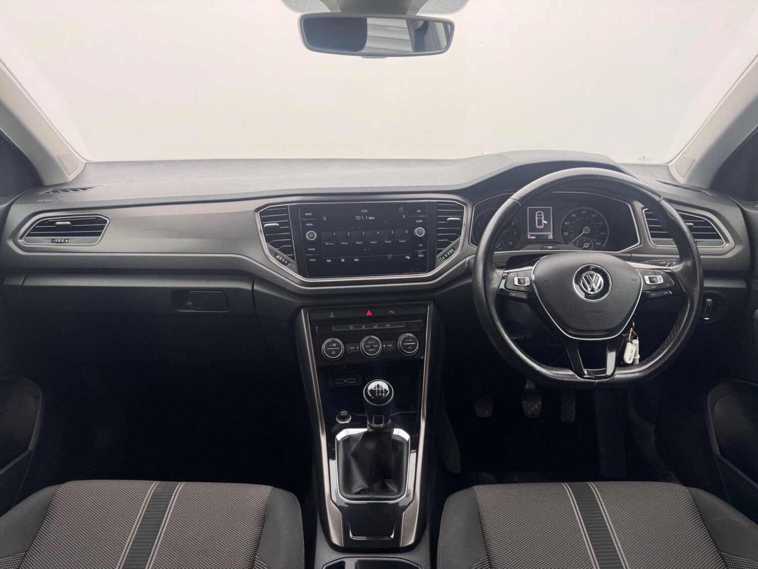 Used Volkswagen T-Roc 2018 for sale - 77841070: Photo 8