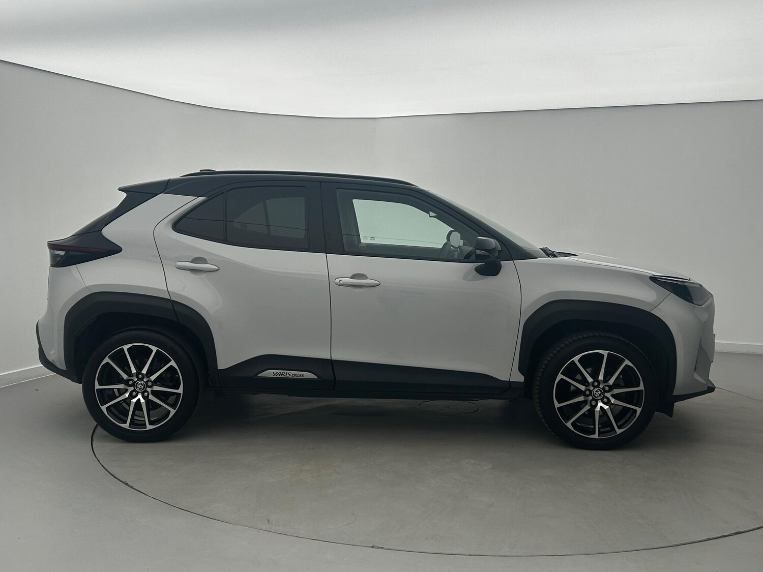 Used Toyota Yaris Cross 2023 for sale - 77901509: Photo 6