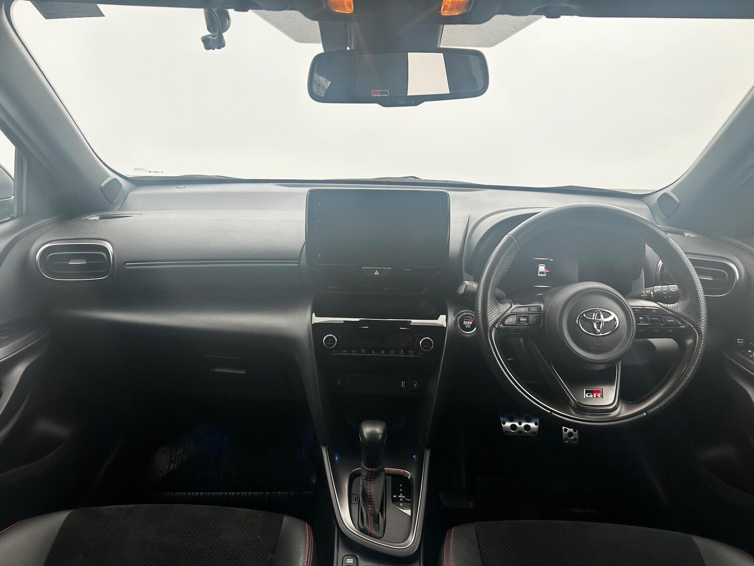 Used Toyota Yaris Cross 2023 for sale - 77901509: Photo 8