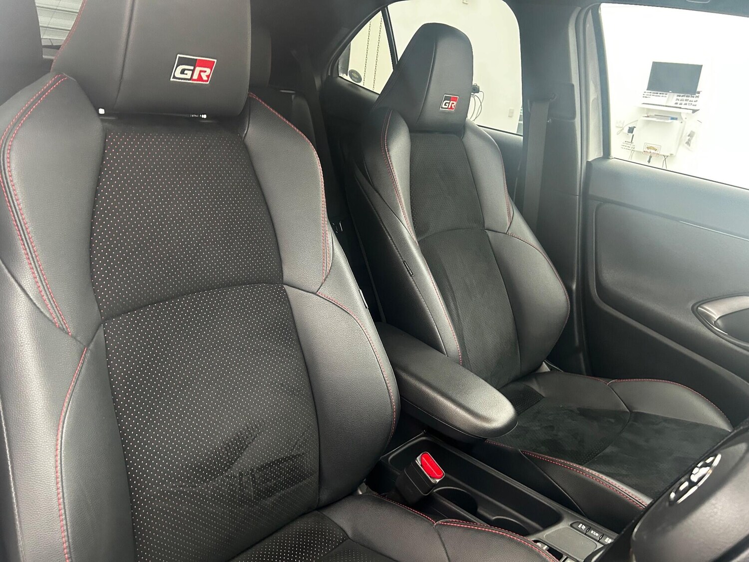 Used Toyota Yaris Cross 2023 for sale - 77901509: Photo 9