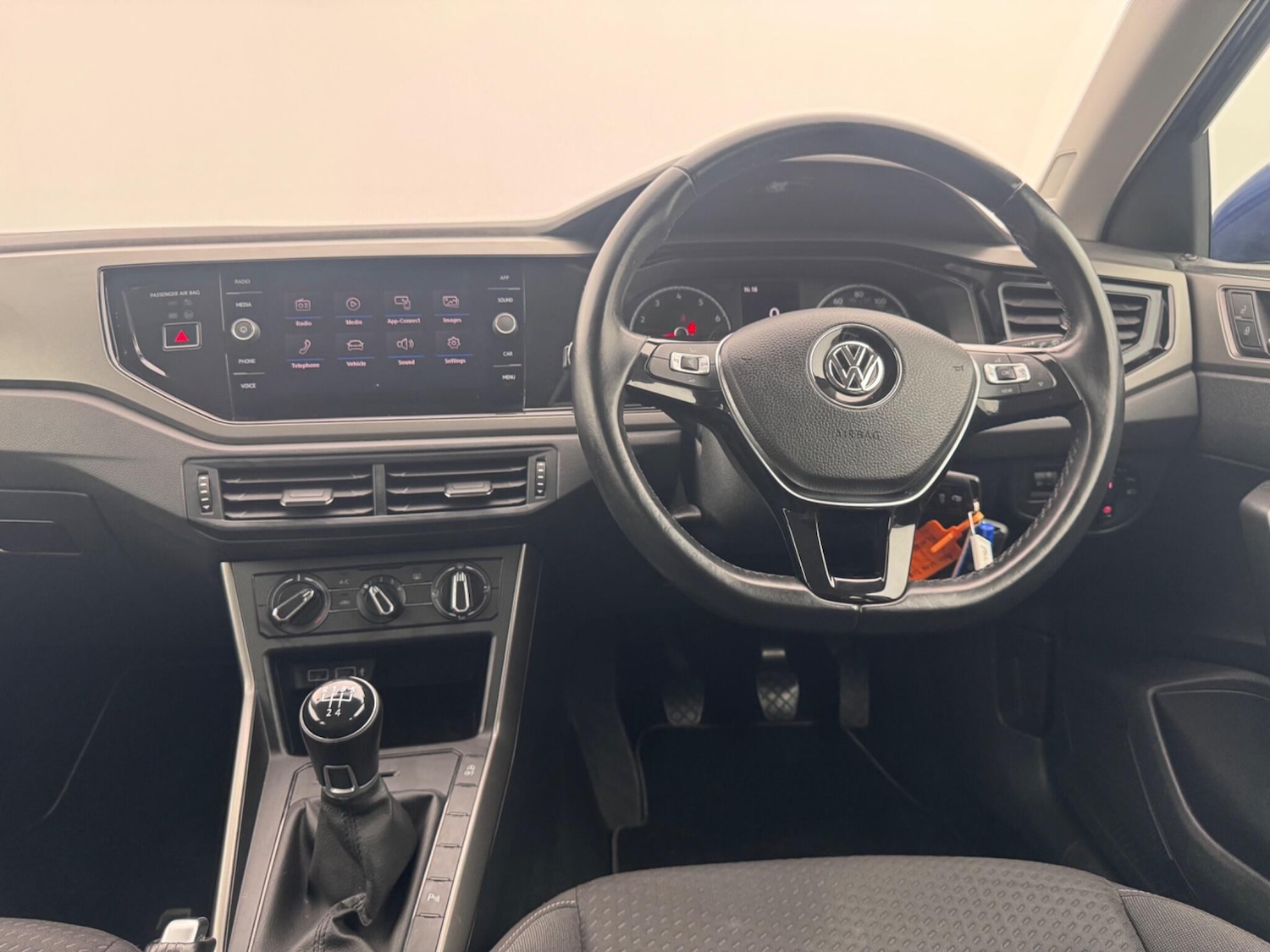 Used Volkswagen Polo 2018 for sale - 76673374: Photo 7