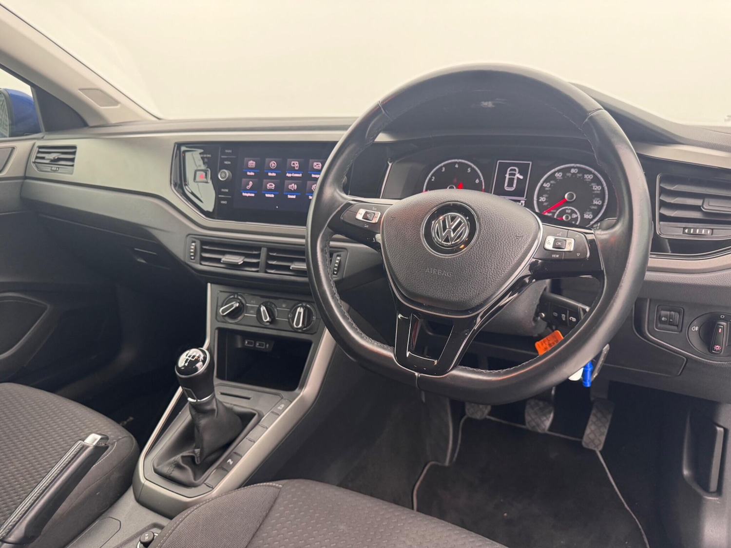 Used Volkswagen Polo 2018 for sale - 76673374: Photo 9