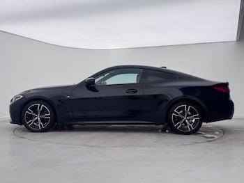 Used BMW 4 Series 2022 for sale - 76675640: Photo