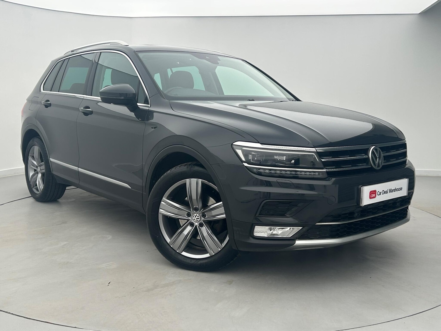 Used Volkswagen Tiguan 2017 for sale - 76762276: Photo 1