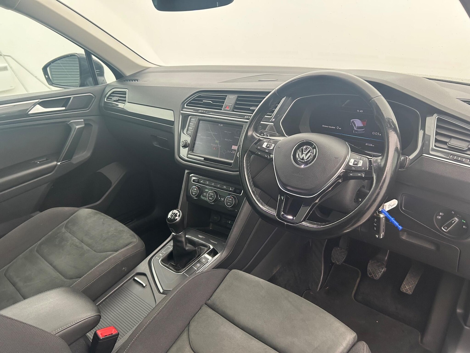 Used Volkswagen Tiguan 2017 for sale - 76762276: Photo 8