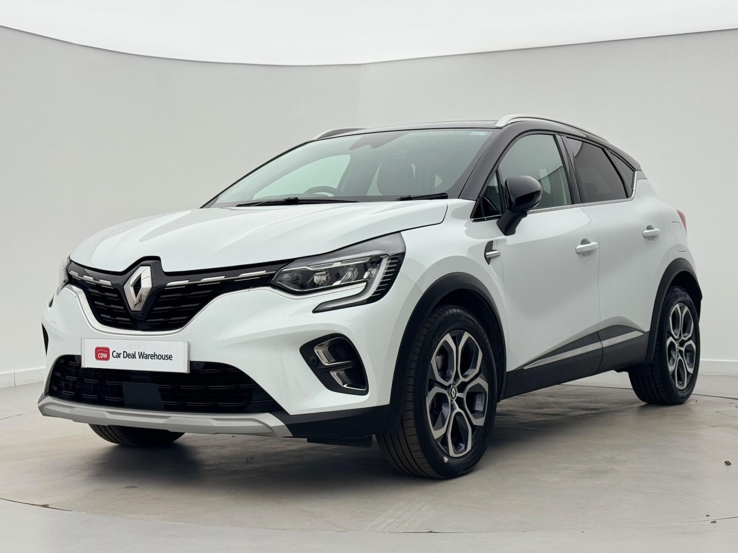 Used Renault Captur 2023 for sale - 77845397: Photo 3