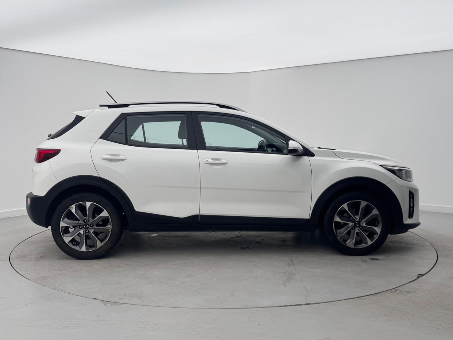 Used Kia Stonic 2018 for sale - 77179866: Photo 7