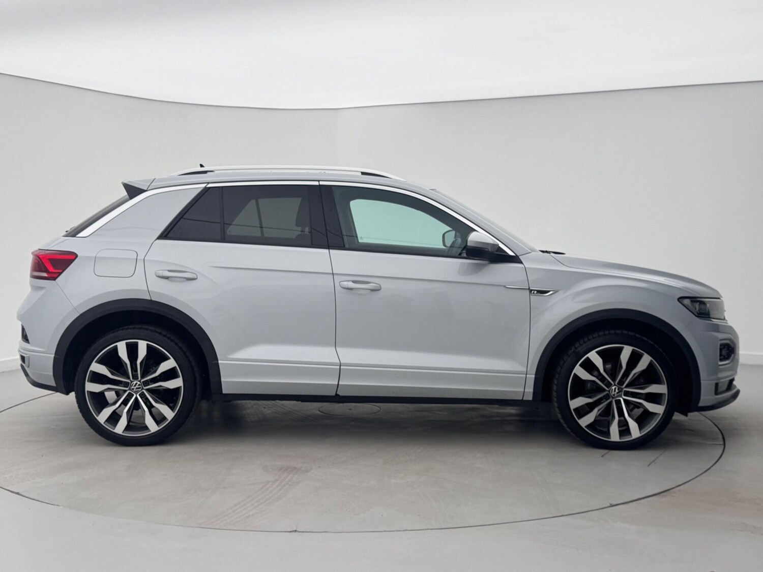 Used Volkswagen T-Roc 2021 for sale - 77809909: Photo 6