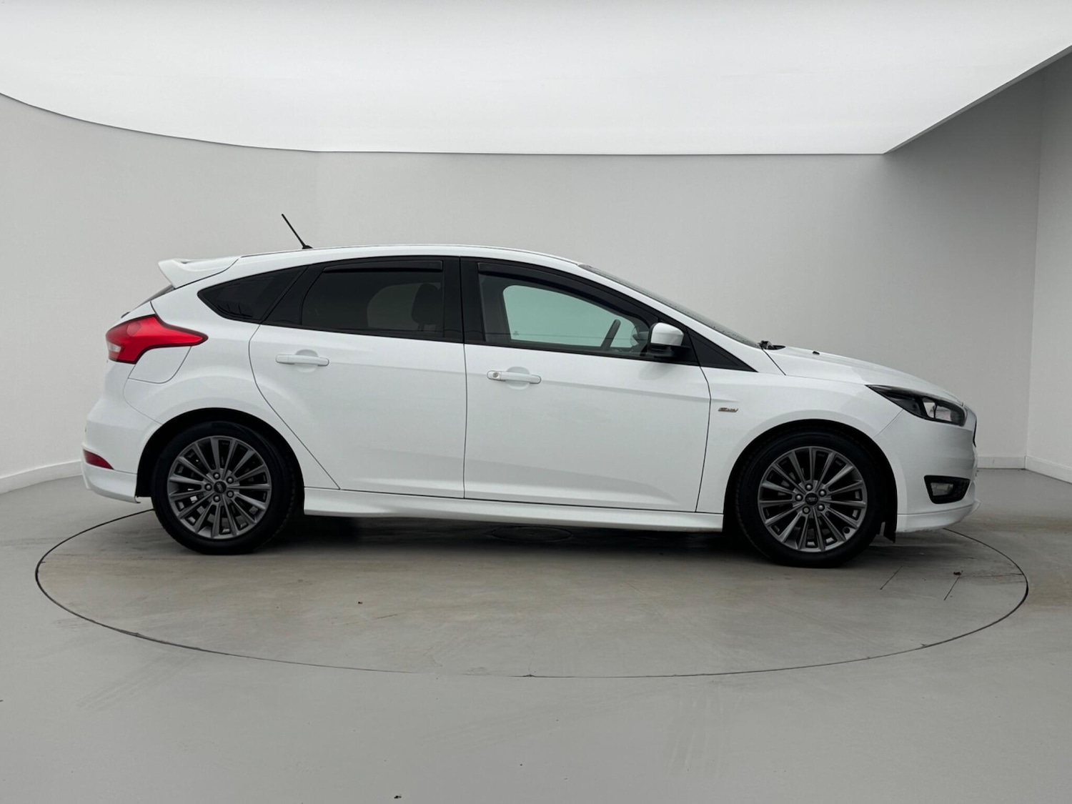 Used Ford Focus 2018 for sale - 78098587: Photo 6
