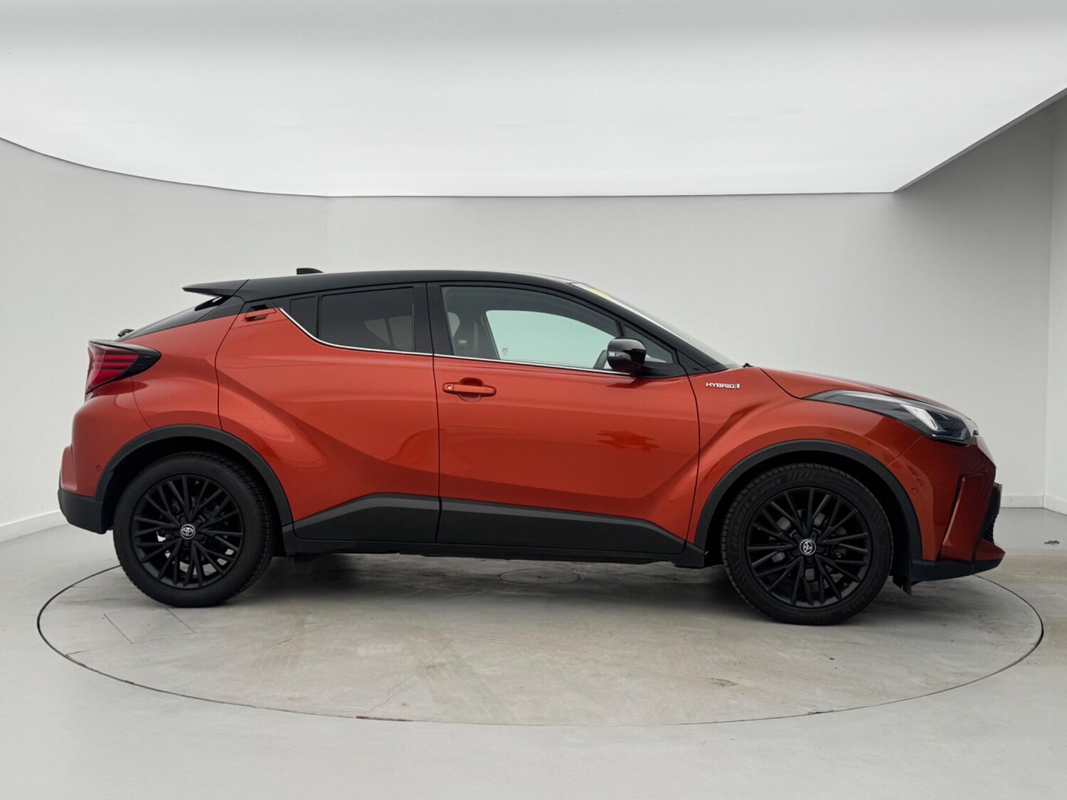 Used Toyota C-HR 2020 for sale - 77809922: Photo 6