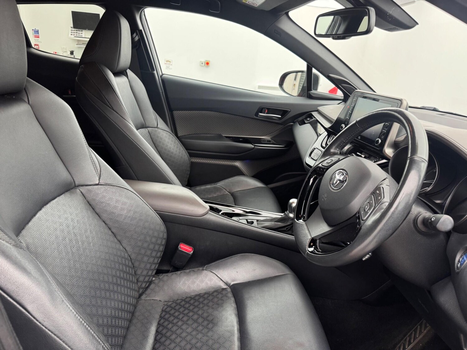 Used Toyota C-HR 2020 for sale - 77809922: Photo 9