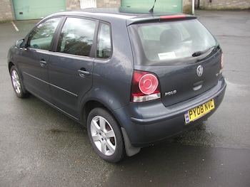Used Volkswagen Polo 2008 for sale - 76452459: Photo