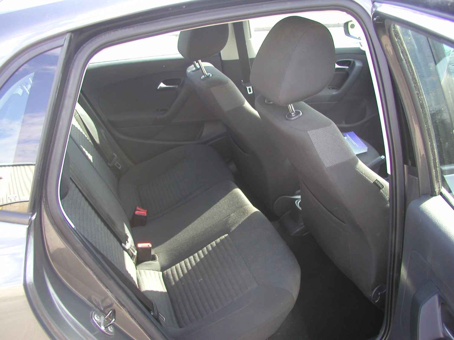 Used Volkswagen Polo 2011 for sale - 77744401: Photo 8