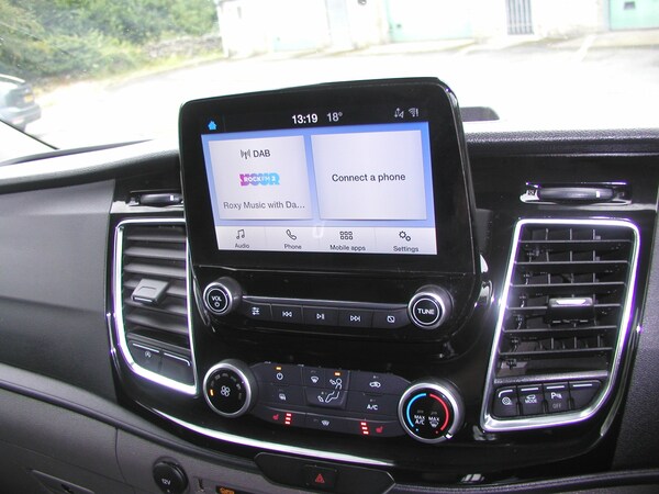 Used Ford Transit Custom 2022 for sale - 75443566: Photo 2