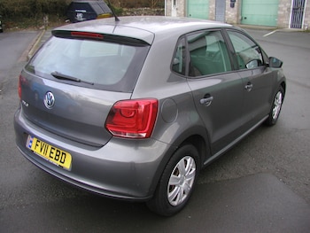 Used Volkswagen Polo 2011 for sale - 77149725: Photo