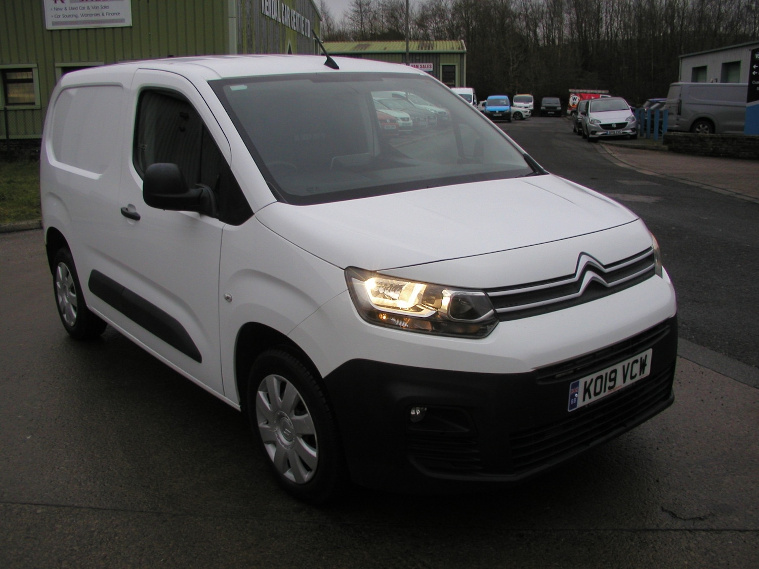 Used Citroen Berlingo 2019 for sale - 77607837: Photo 2