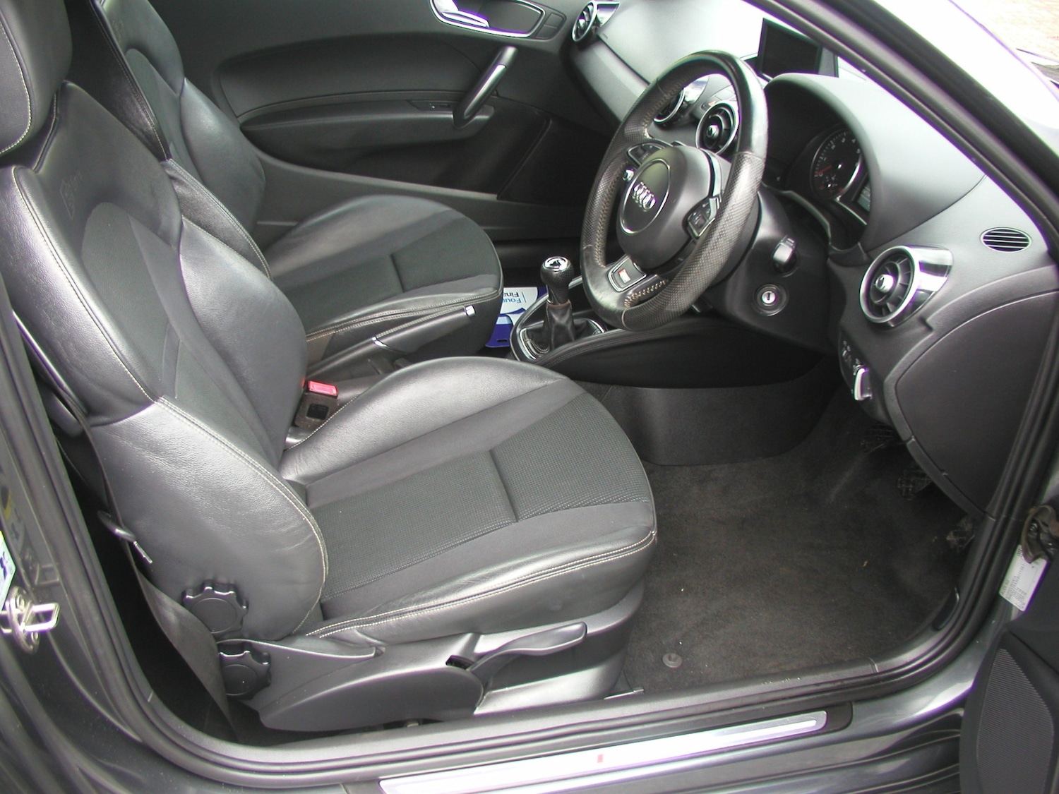 Used Audi A1 2014 for sale - 76393770: Photo 6