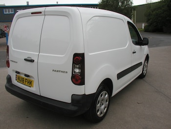 Used Peugeot Partner 2018 for sale - 78906095: Photo