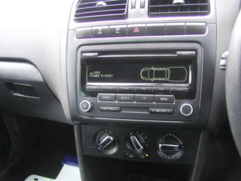 Used Volkswagen Polo 2014 for sale - 74872900: Photo