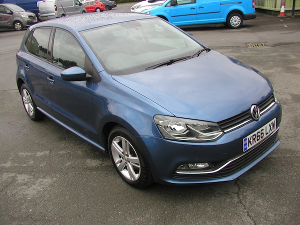 Used Volkswagen Polo 2016 for sale - 76114406: Photo 2
