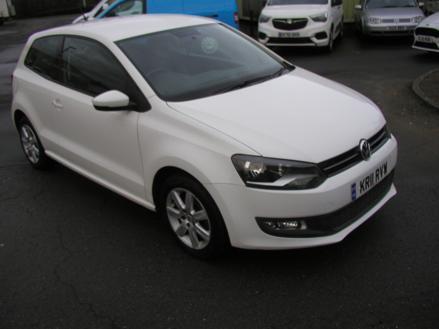 Used Volkswagen Polo 2011 for sale - 77340305: Photo 2