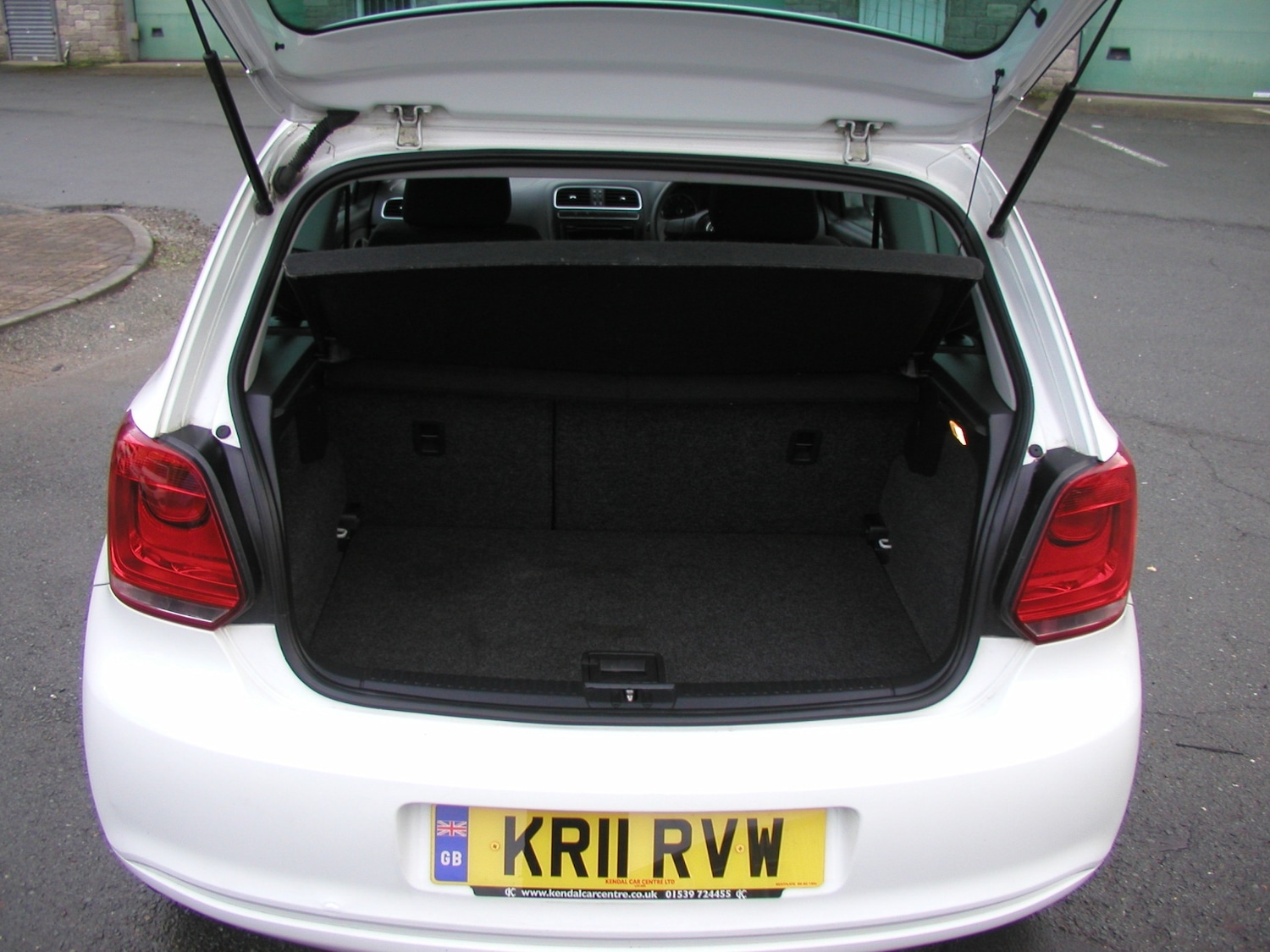 Used Volkswagen Polo 2011 for sale - 77340305: Photo 5