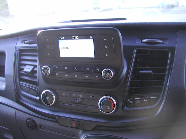 Used Ford Transit Custom 2022 for sale - 74568762: Photo 2