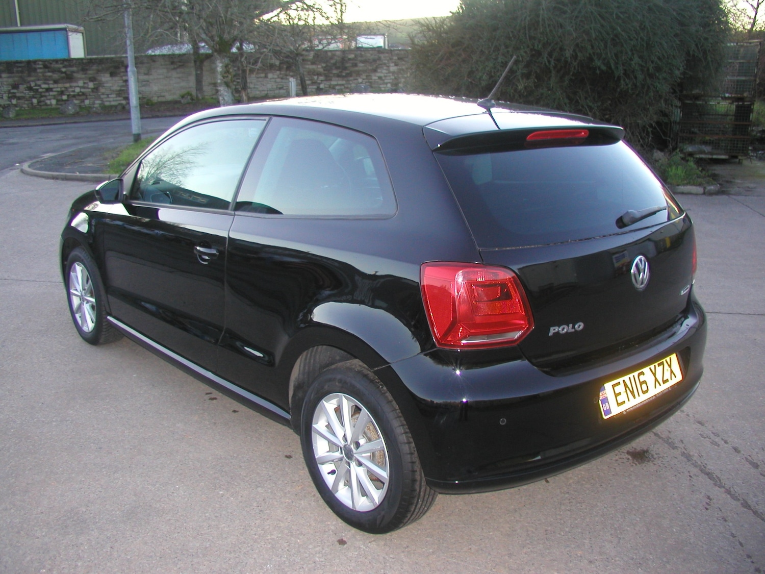 Used Volkswagen Polo 2016 for sale - 76627104: Photo 3