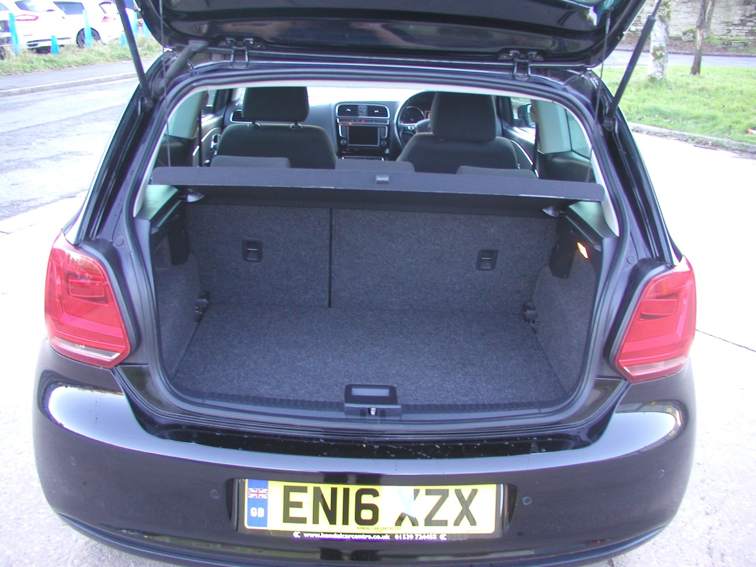 Used Volkswagen Polo 2016 for sale - 76627104: Photo 5