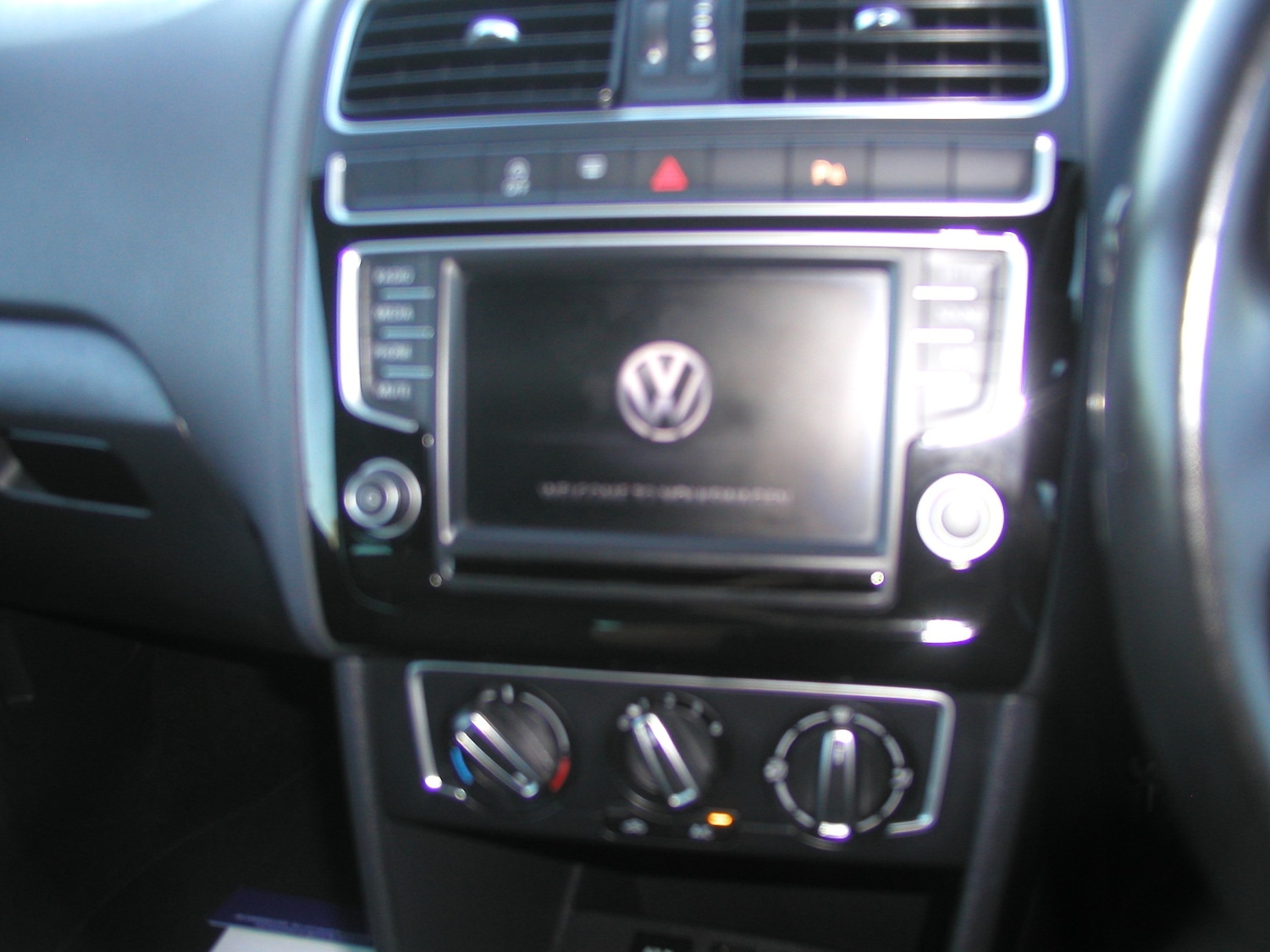 Used Volkswagen Polo 2016 for sale - 76627104: Photo 7