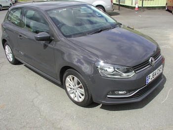 Used Volkswagen Polo 2014 for sale - 79057669: Photo