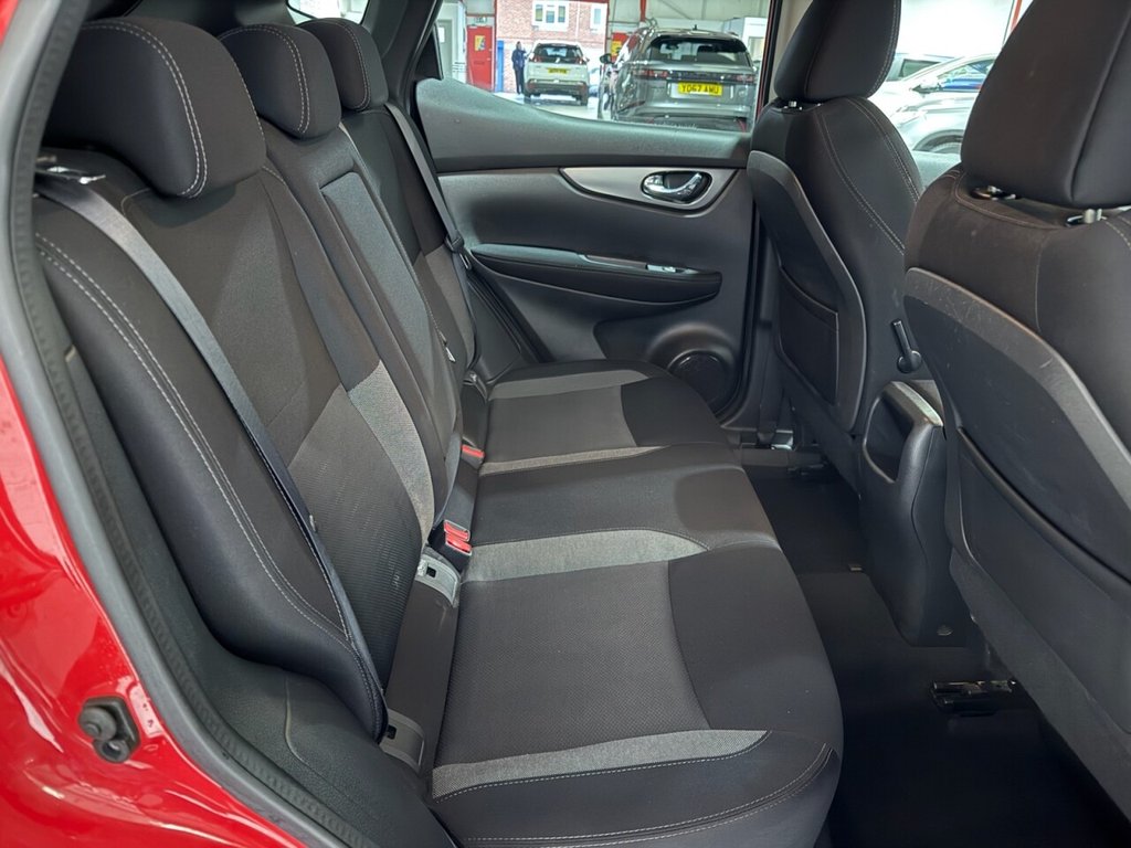 Used Nissan Qashqai 2017 for sale - 76934709: Photo 32