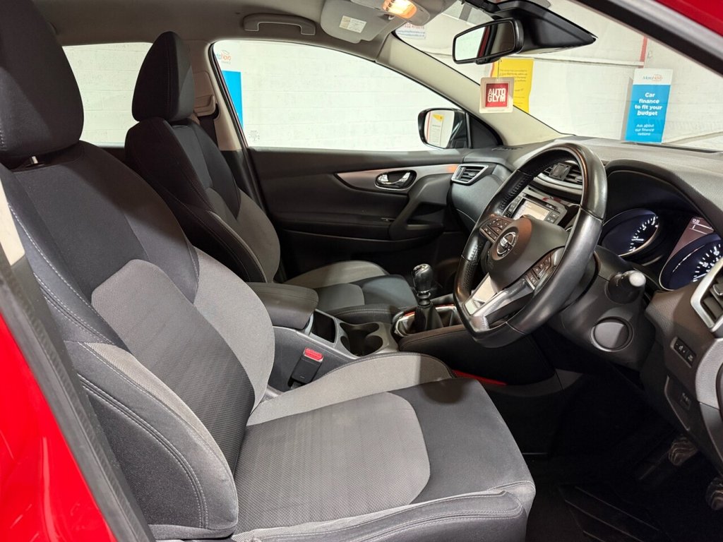 Used Nissan Qashqai 2017 for sale - 76934709: Photo 8