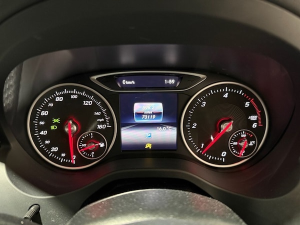 Used Mercedes-Benz A-Class 2016 for sale - 76261393: Photo 10