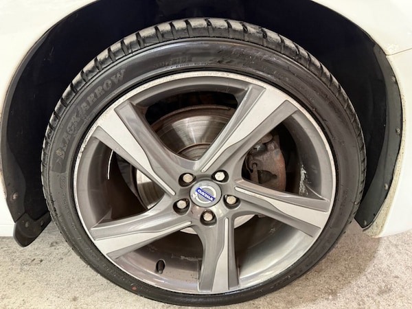 Used Volvo V60 2012 for sale - 75653856: Photo 14