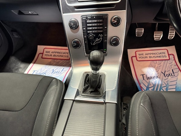 Used Volvo V60 2012 for sale - 75653856: Photo 18