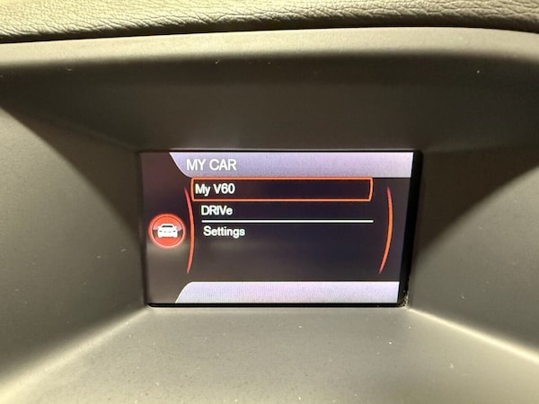 Used Volvo V60 2012 for sale - 75653856: Photo 29