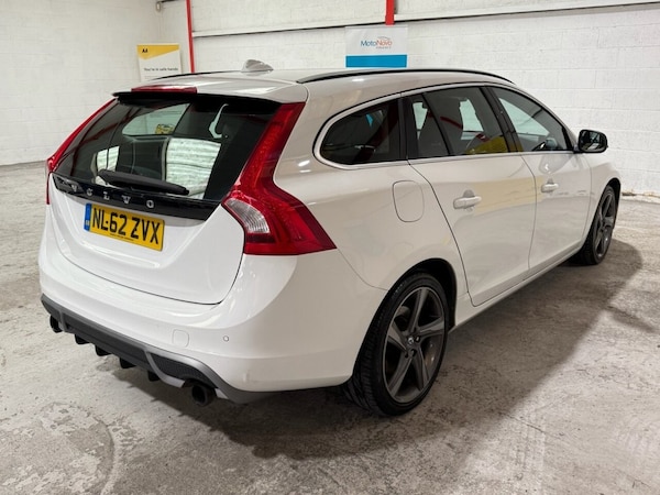 Used Volvo V60 2012 for sale - 75653856: Photo 5