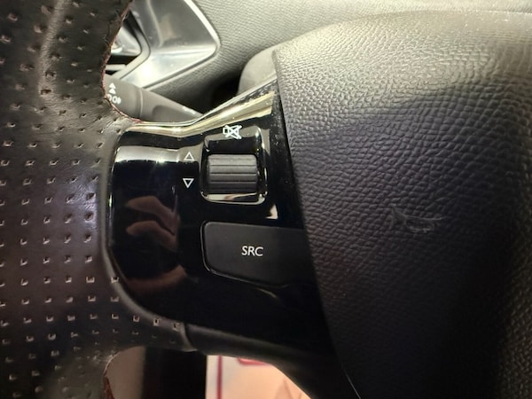 Used Peugeot 308 2016 for sale - 76291539: Photo 21