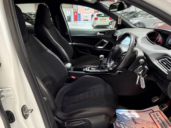 Used Peugeot 308 2016 for sale - 76291539: Photo 8