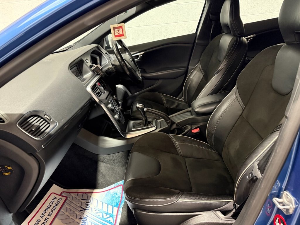 Used Volvo V40 2018 for sale - 76356842: Photo 21