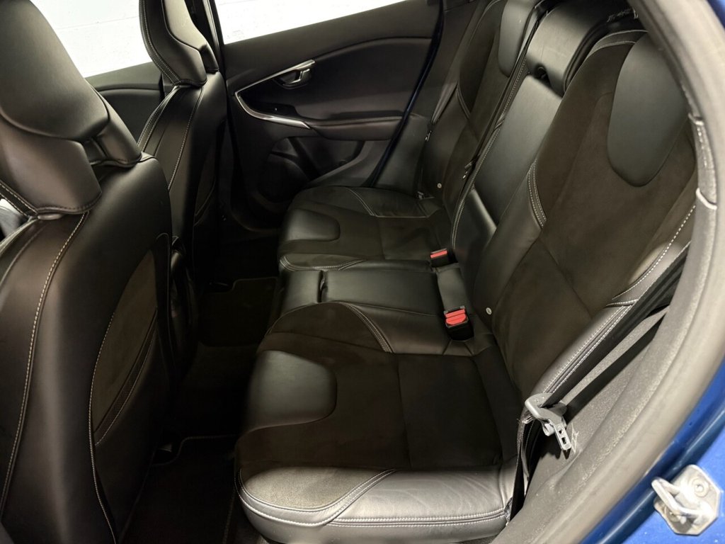 Used Volvo V40 2018 for sale - 76356842: Photo 22