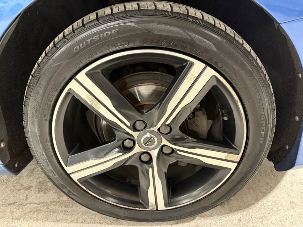 Used Volvo V40 2018 for sale - 76356842: Photo 27