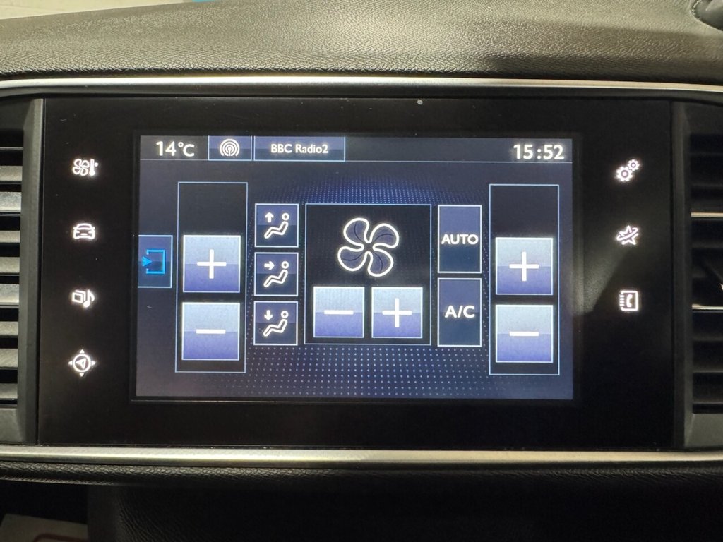 Used Peugeot 308 2015 for sale - 76867387: Photo 16