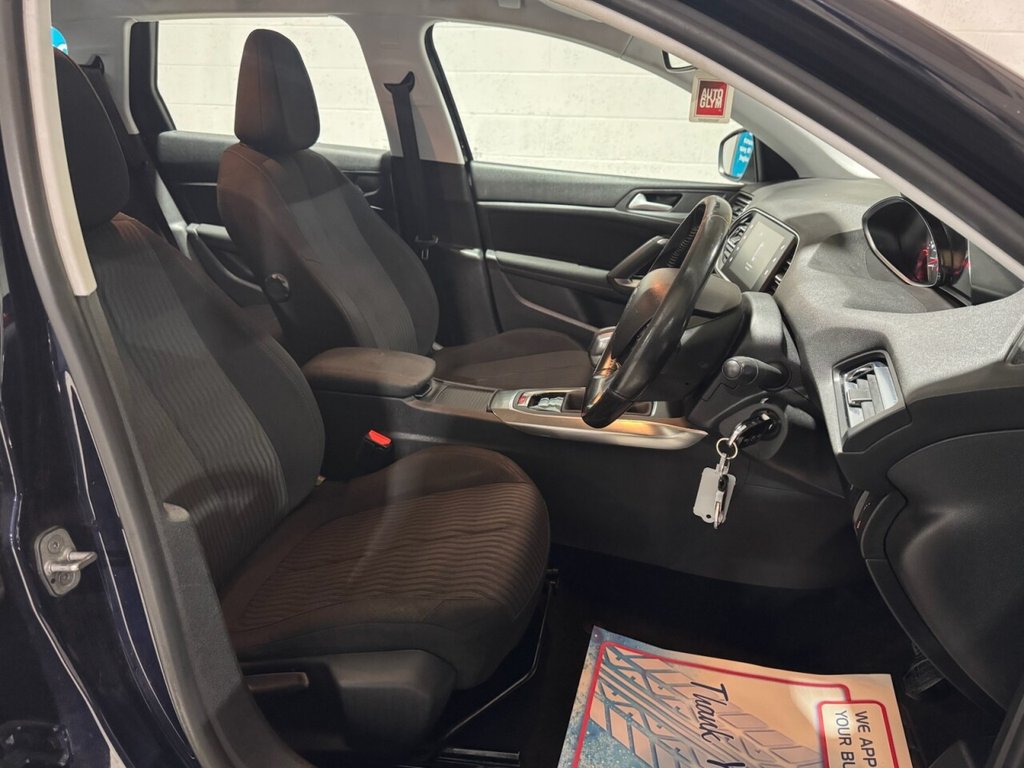 Used Peugeot 308 2015 for sale - 76867387: Photo 9