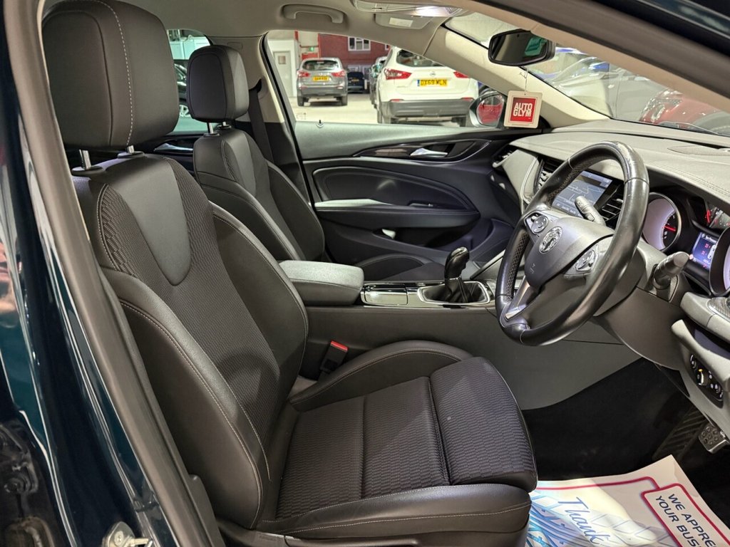 Used Vauxhall Insignia 2017 for sale - 76605193: Photo 8