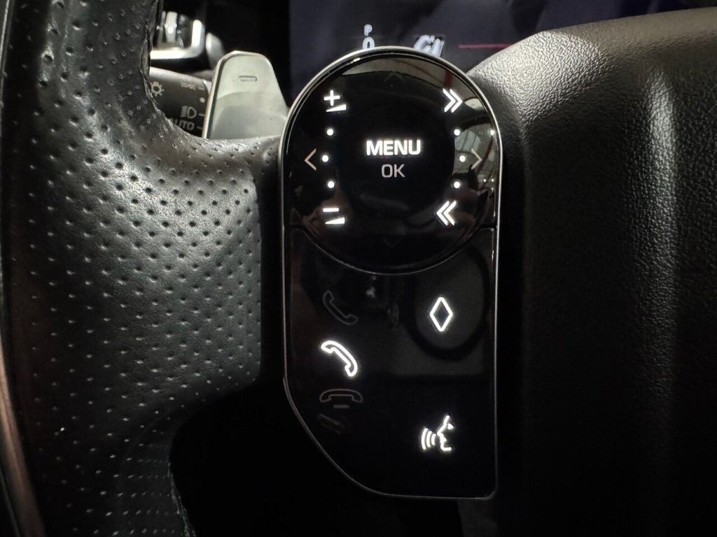 Used Land Rover Range Rover Velar 2017 for sale - 76632251: Photo 11